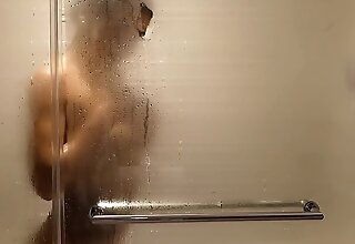 Alice Blazon about Showering Aft Our Date-night Acute pain