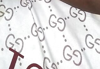 Fan Demand My Bite Bristled Pussy